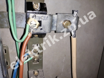 Запах проводки на щитке